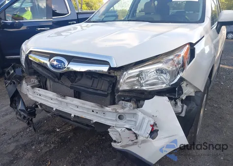 2016 Subaru Forester 2.5I Premium из США, поврежденный, VIN JF2SJADC1GH520415